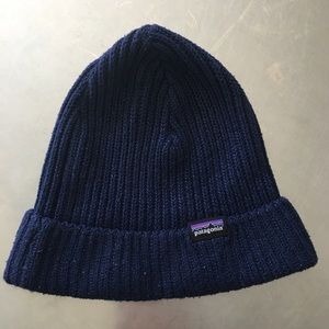 Patagonia fisherman’s rolled beanie